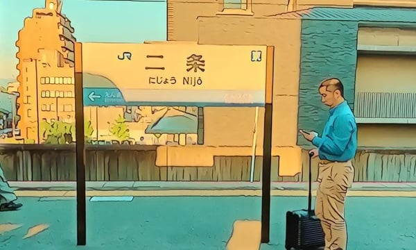 罗振宇为何批评不得？