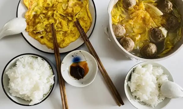 31. 我们会留下零星的片断和段落，也许是一页，但不能再多了。