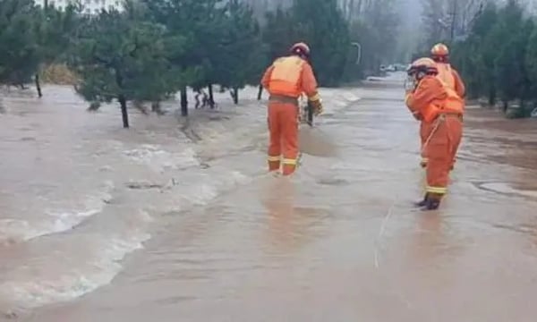 停电了就想让山西多挖煤，发洪水却无人问晋？