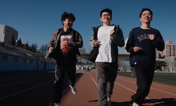 贾雨琦：你好，世界！人工耳蜗让我实现“听力自由”