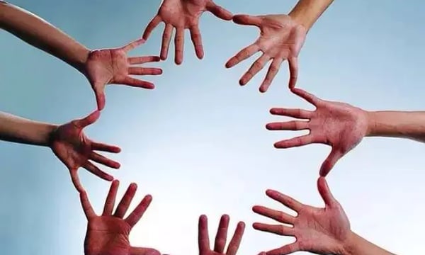 “组织定下来，就能一门心思干业务”，那是不可能的