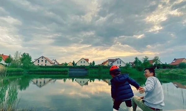 认真与孩子聊天，就是在培养情商