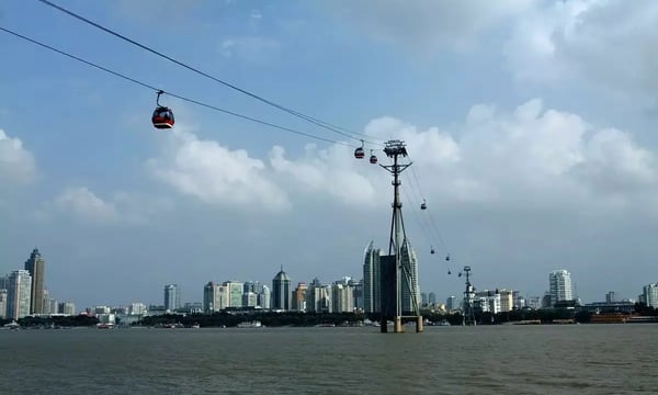 从“辱华”演讲看规矩的界限