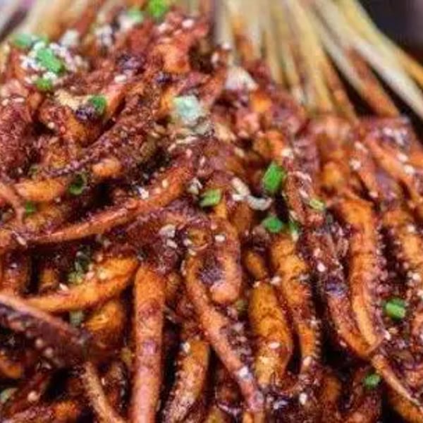 网红小吃街，我真的劝你别去