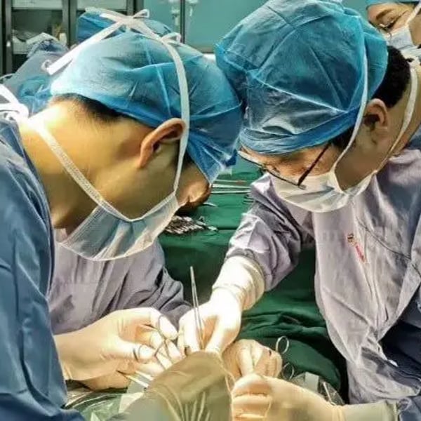 绑活人摘器官、地铁迷倒美女、闹市拐卖儿童，真实存在吗？