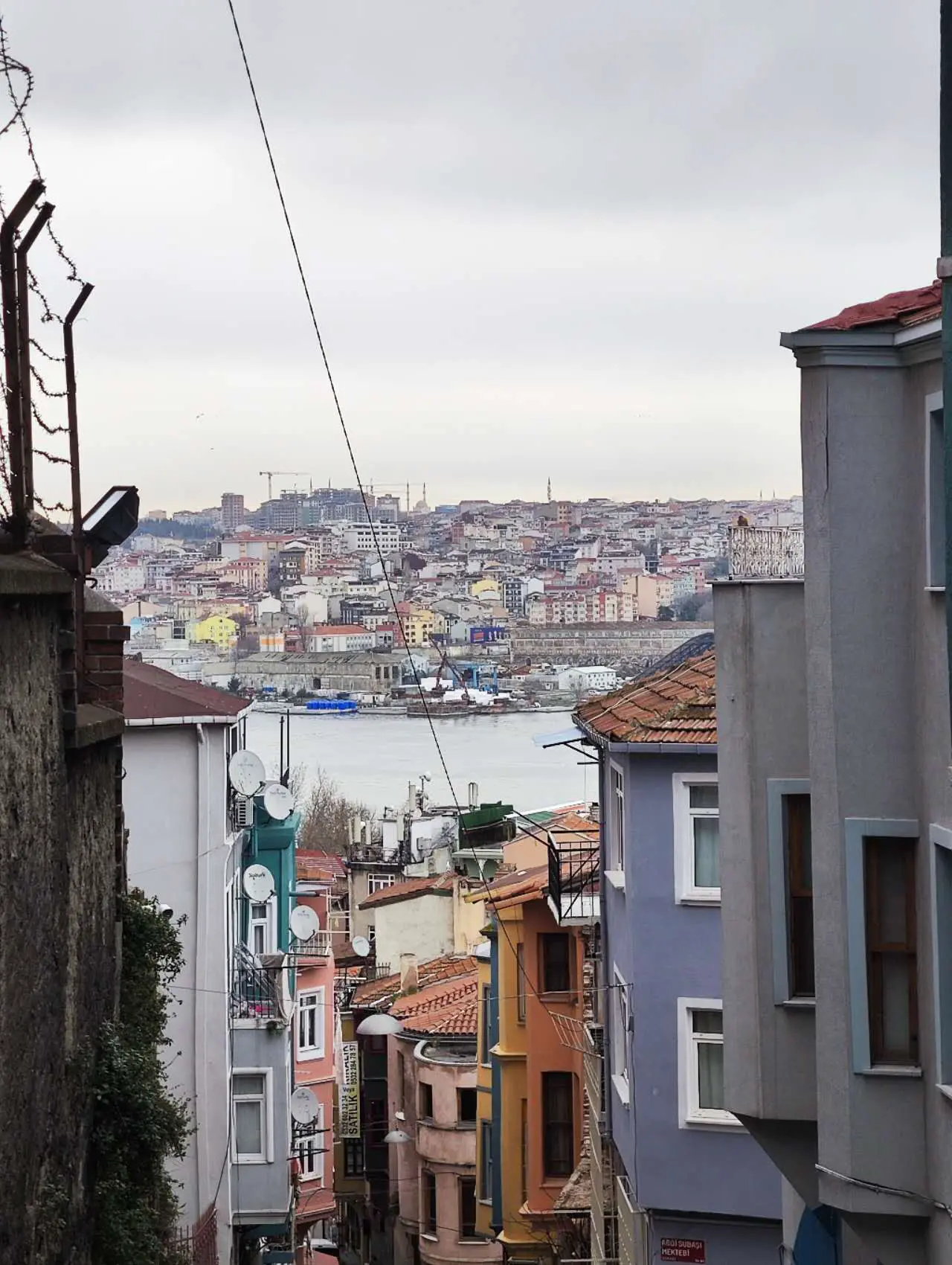 An image to describe post