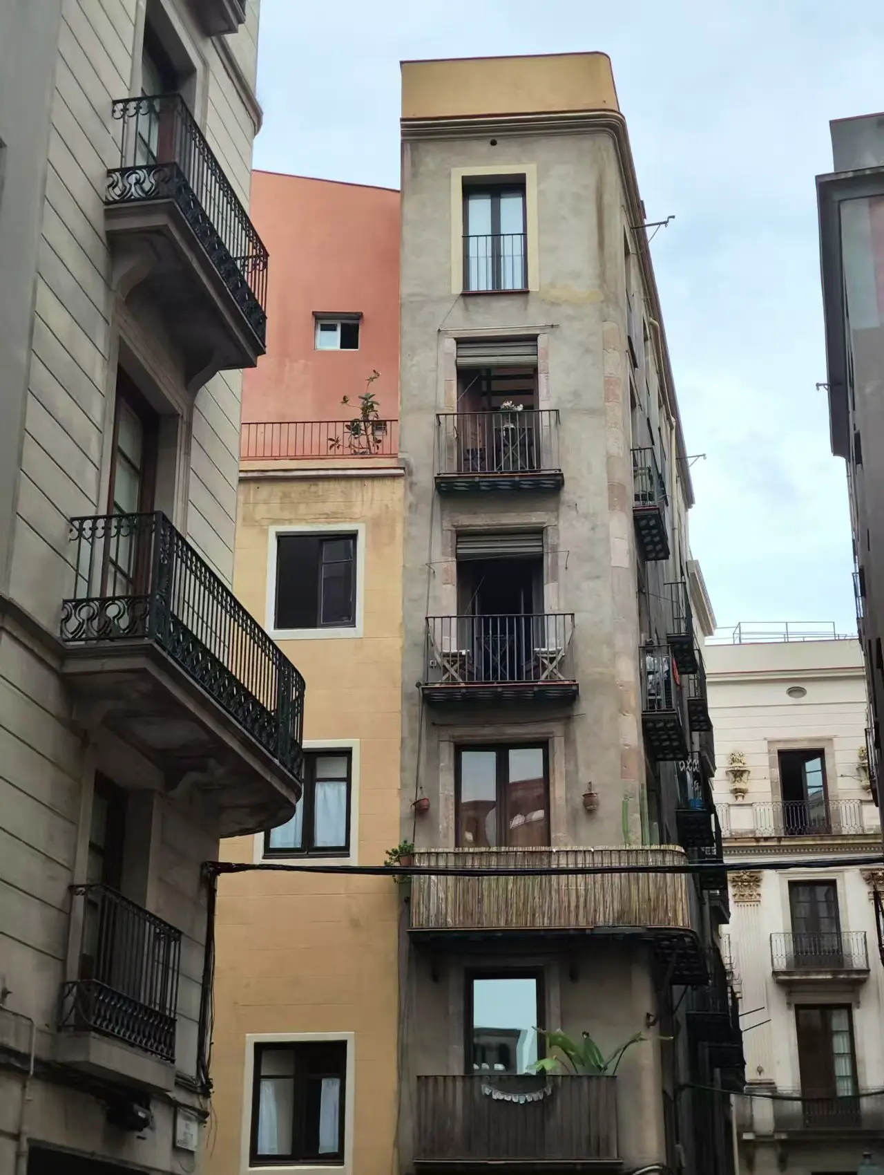 An image to describe post