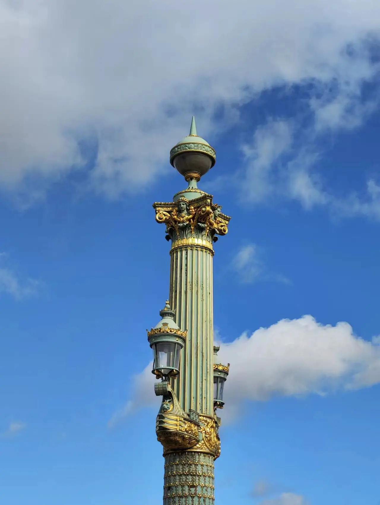 An image to describe post