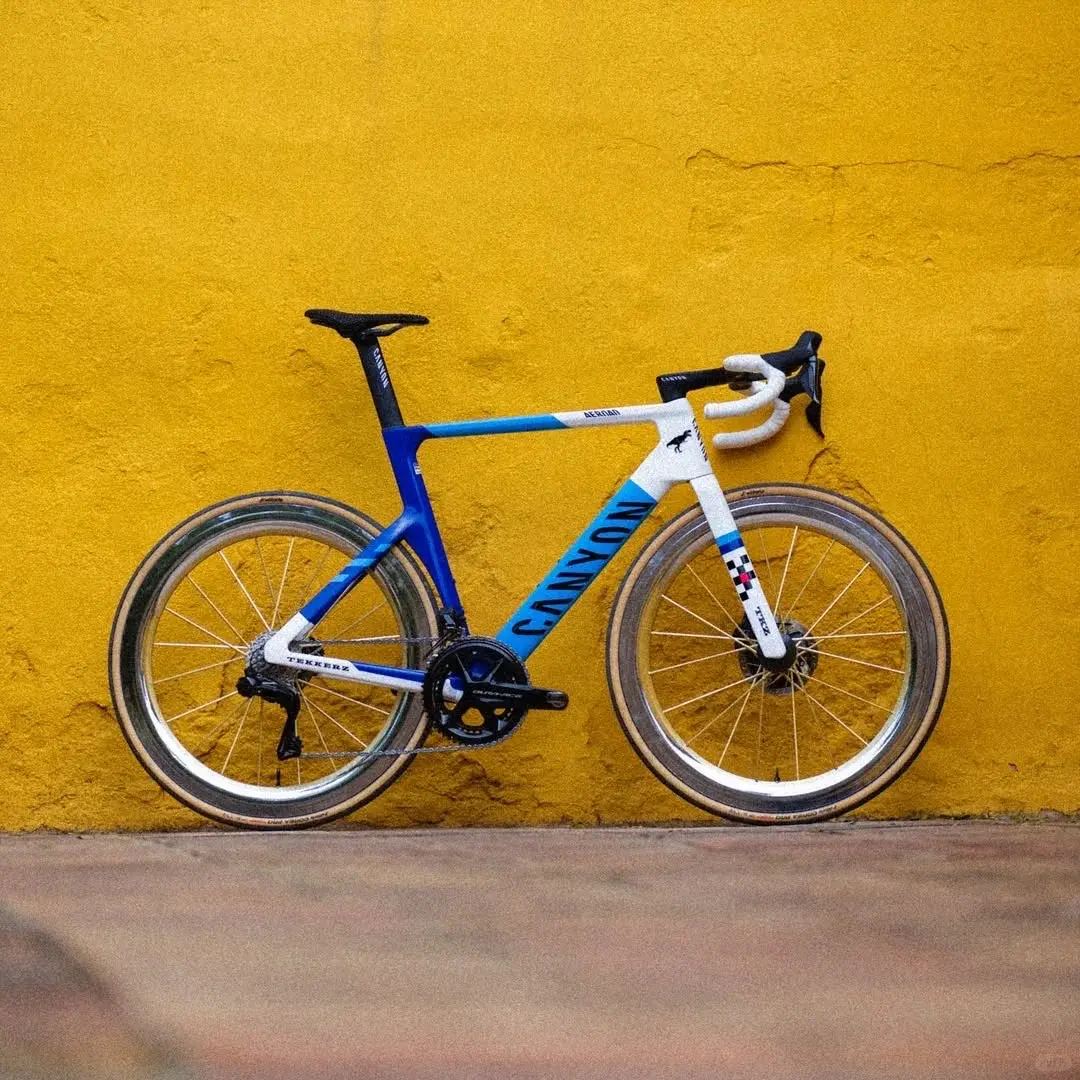 An image to describe post