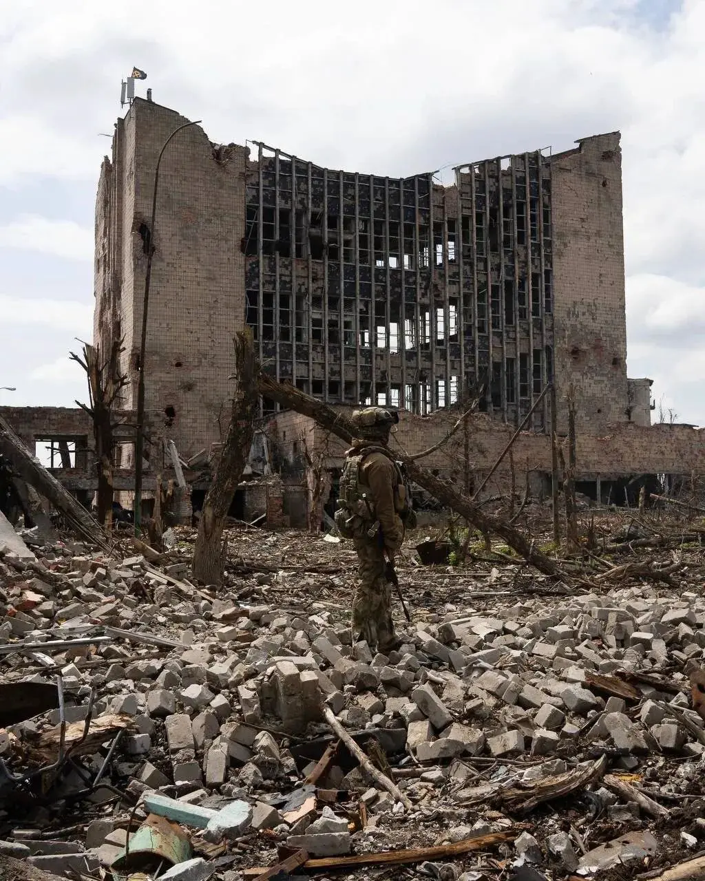 An image to describe post