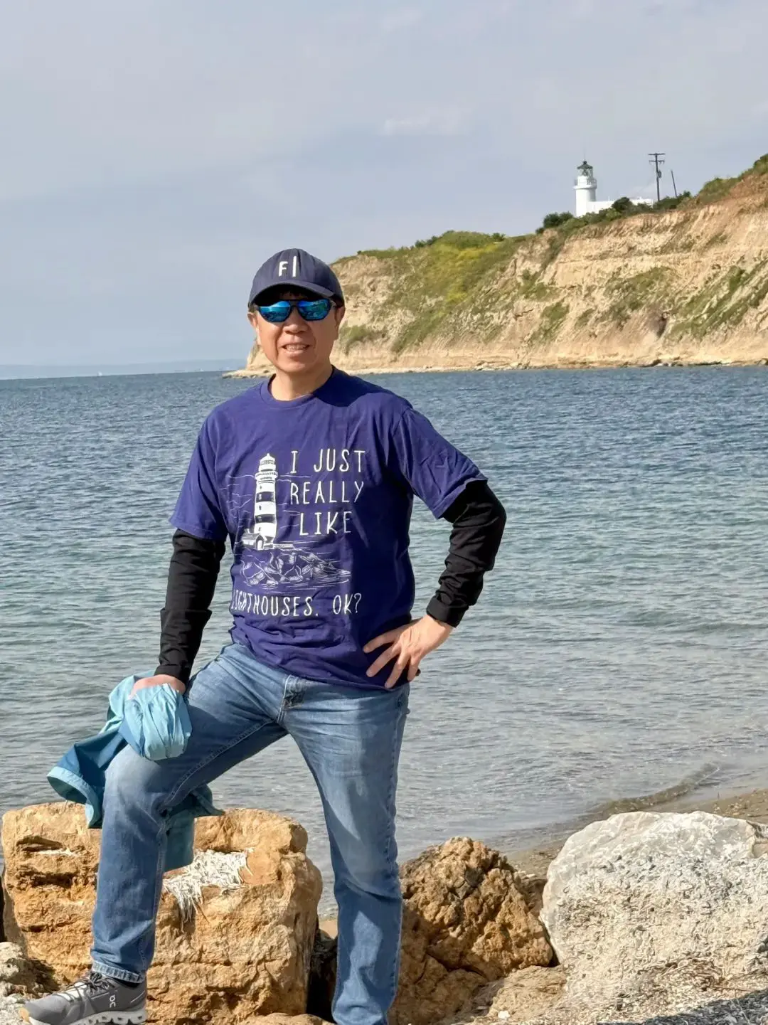 An image to describe post