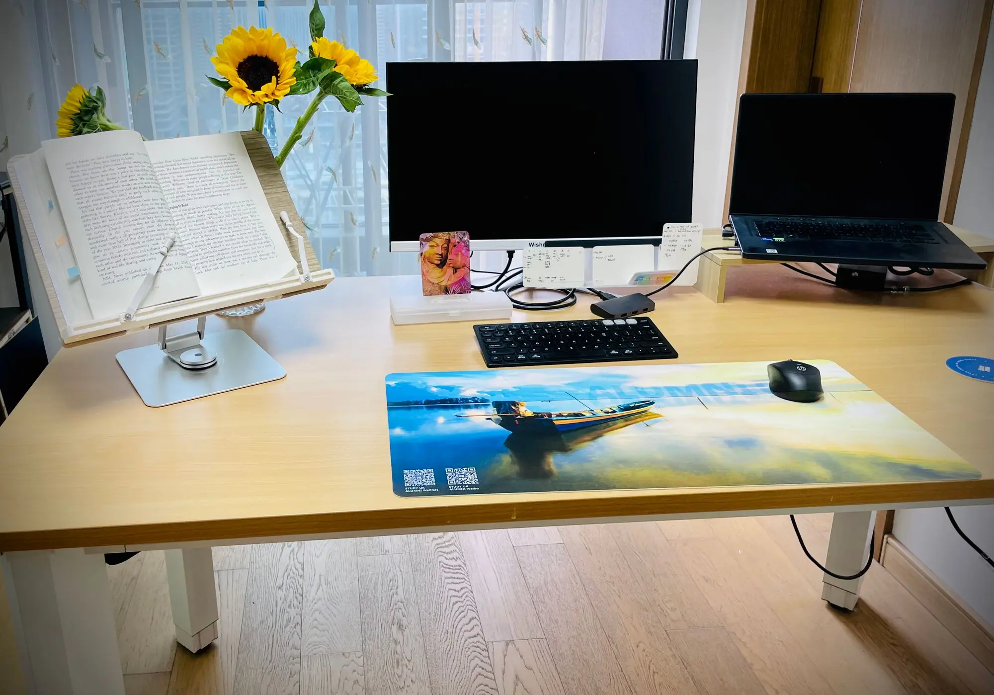 An image to describe post