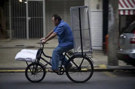 An image to describe post