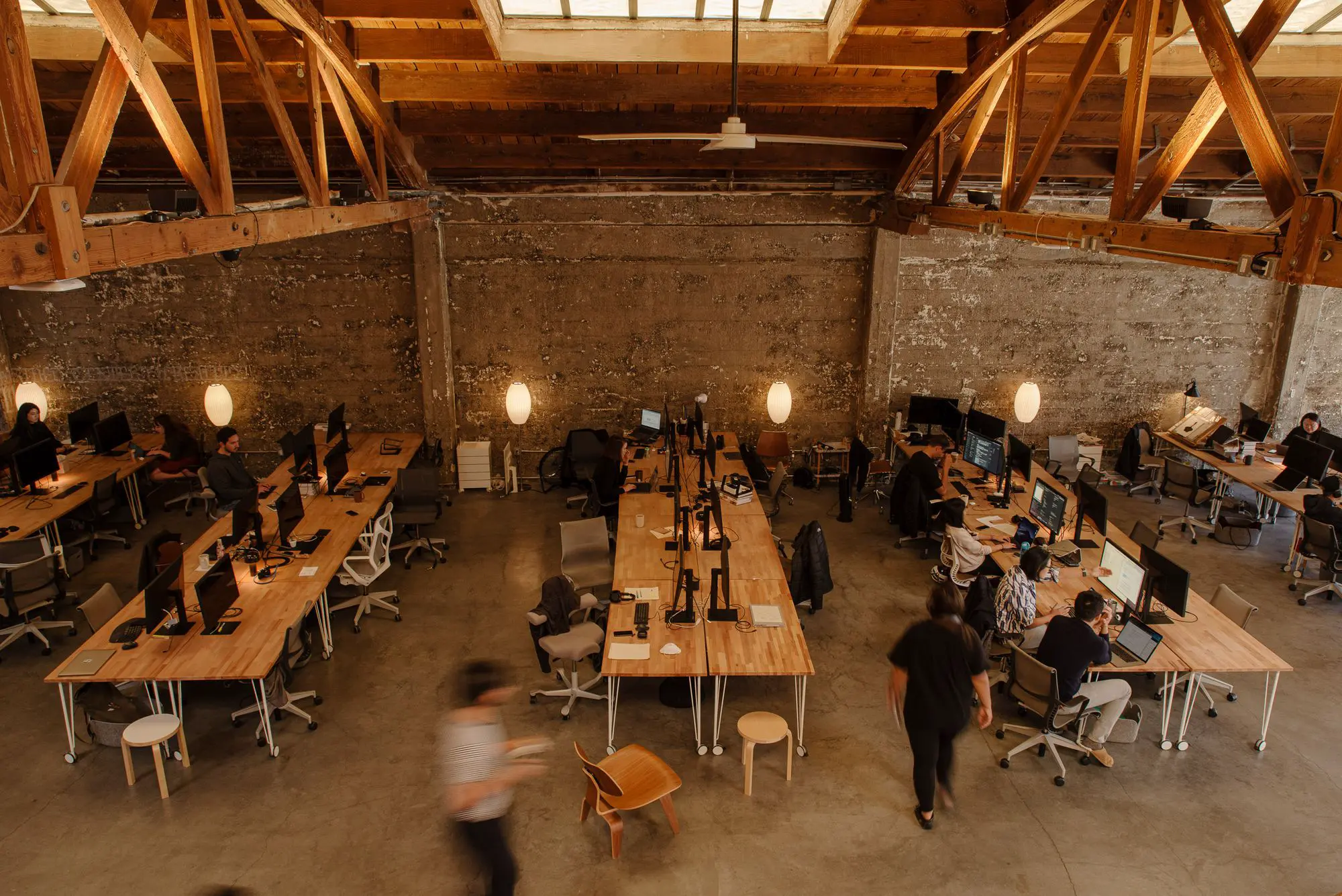 018 | 如果让 AI 帮我写，会是这样👇