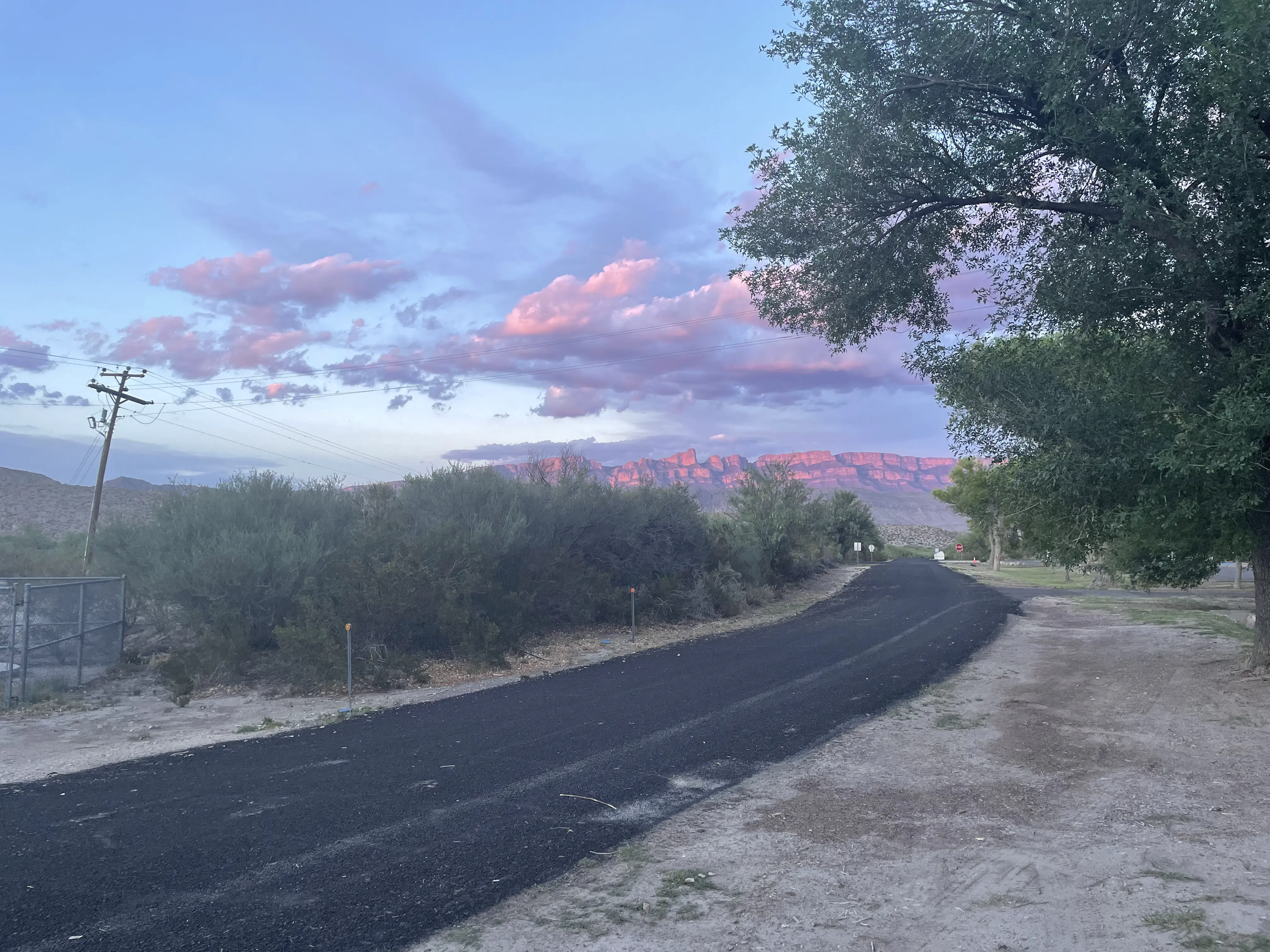 An image to describe post