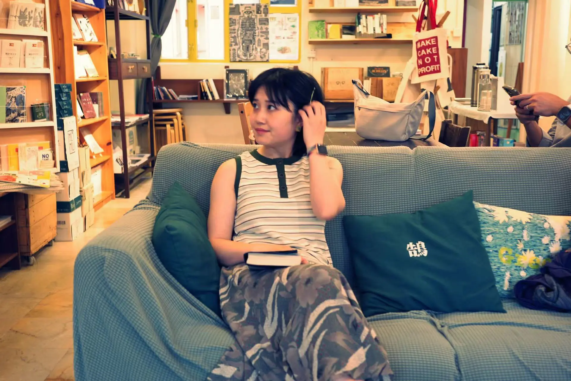 An image to describe post