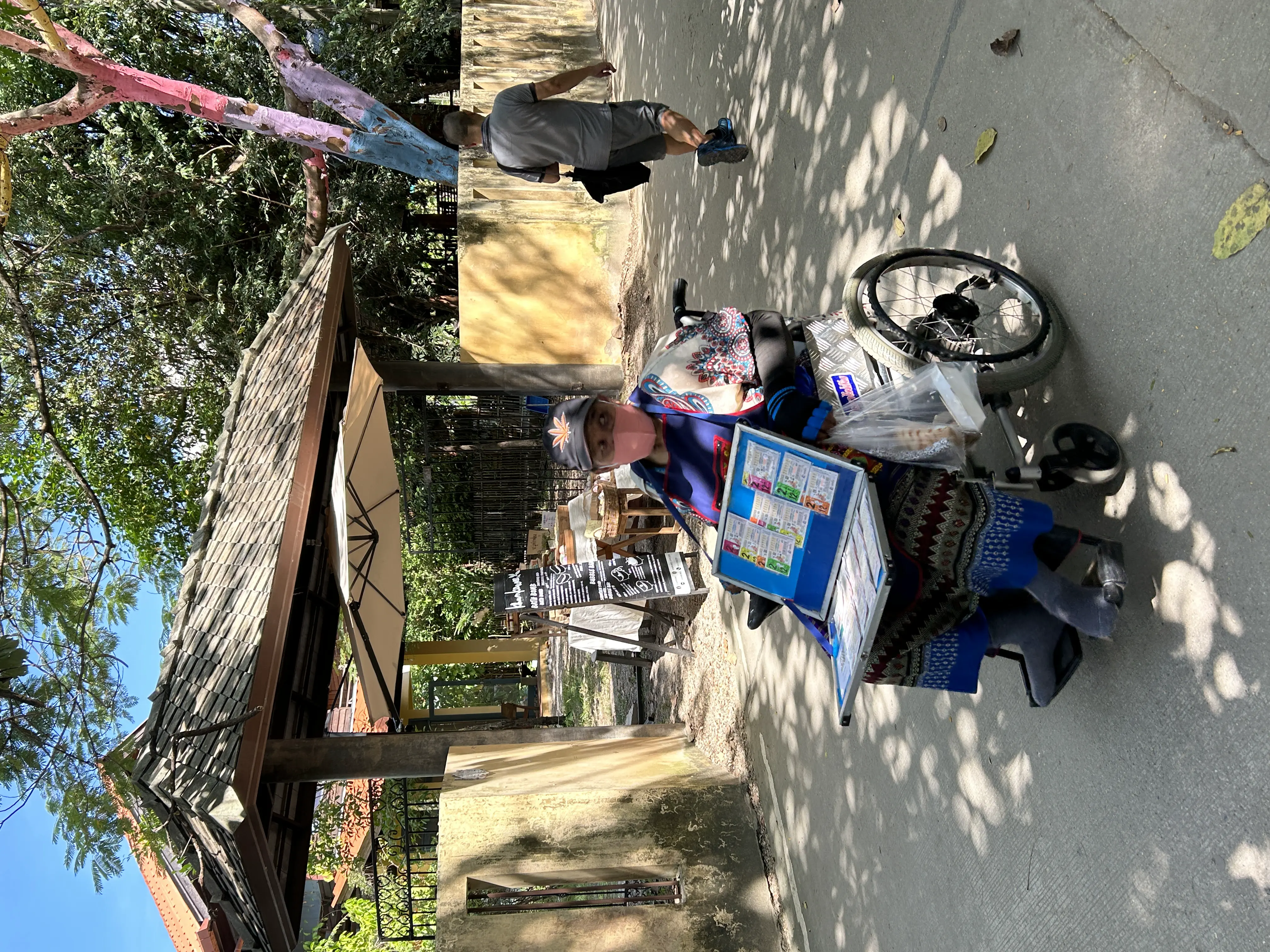 An image to describe post