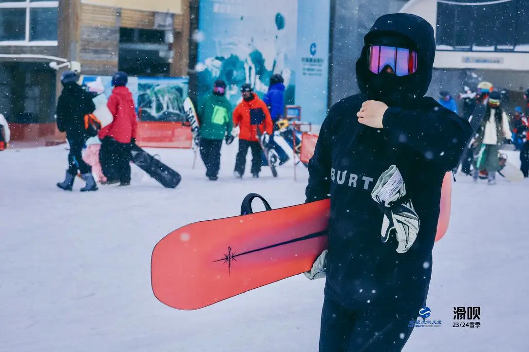 An image to describe 万龙下缆车口