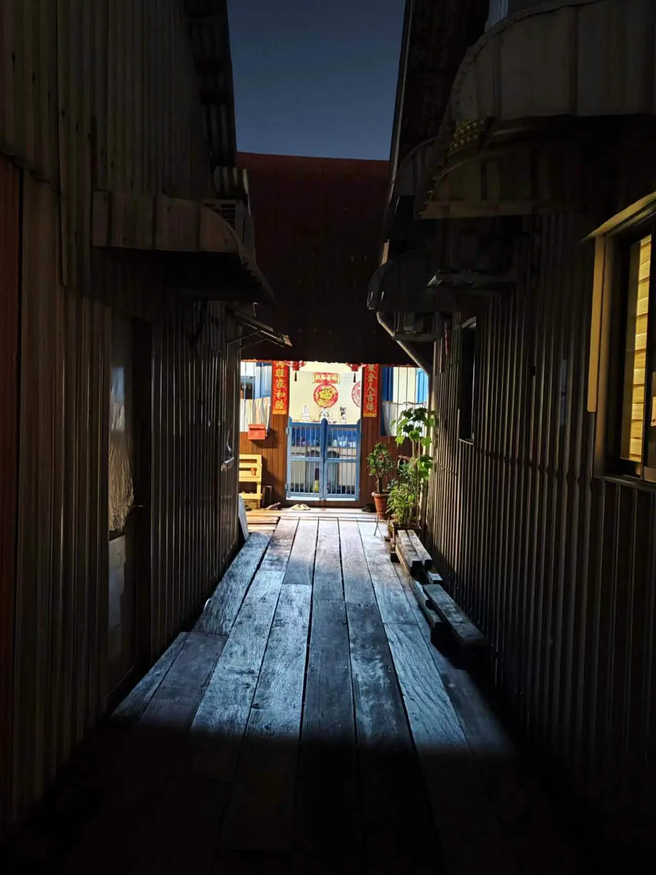 An image to describe post