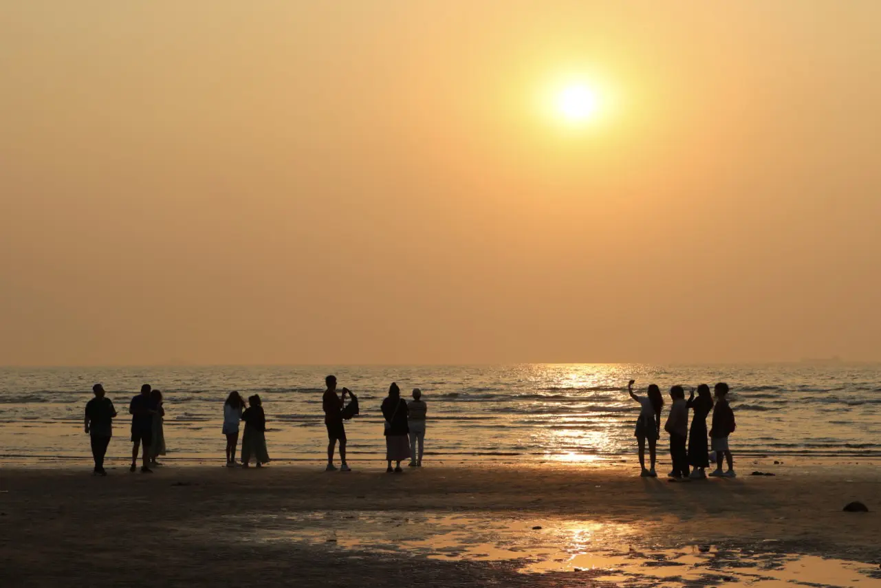 An image to describe post