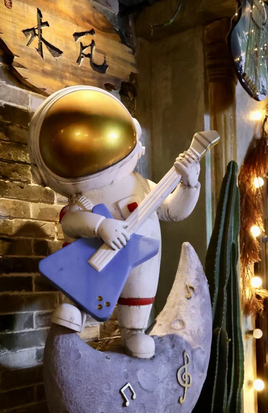 An image to describe post