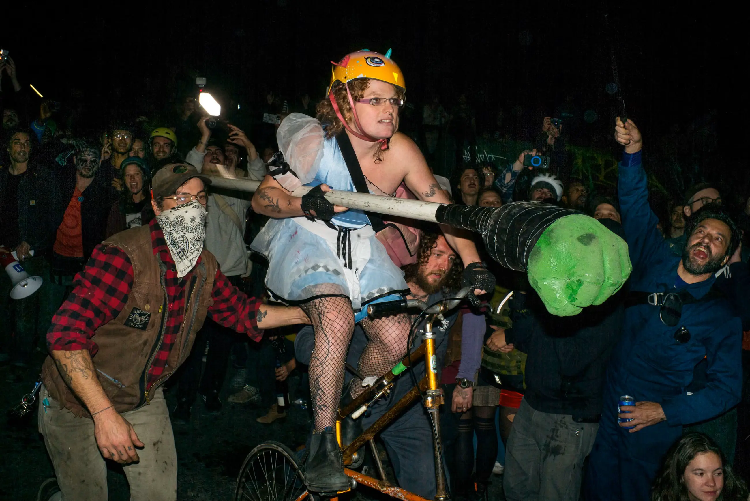 An image to describe post