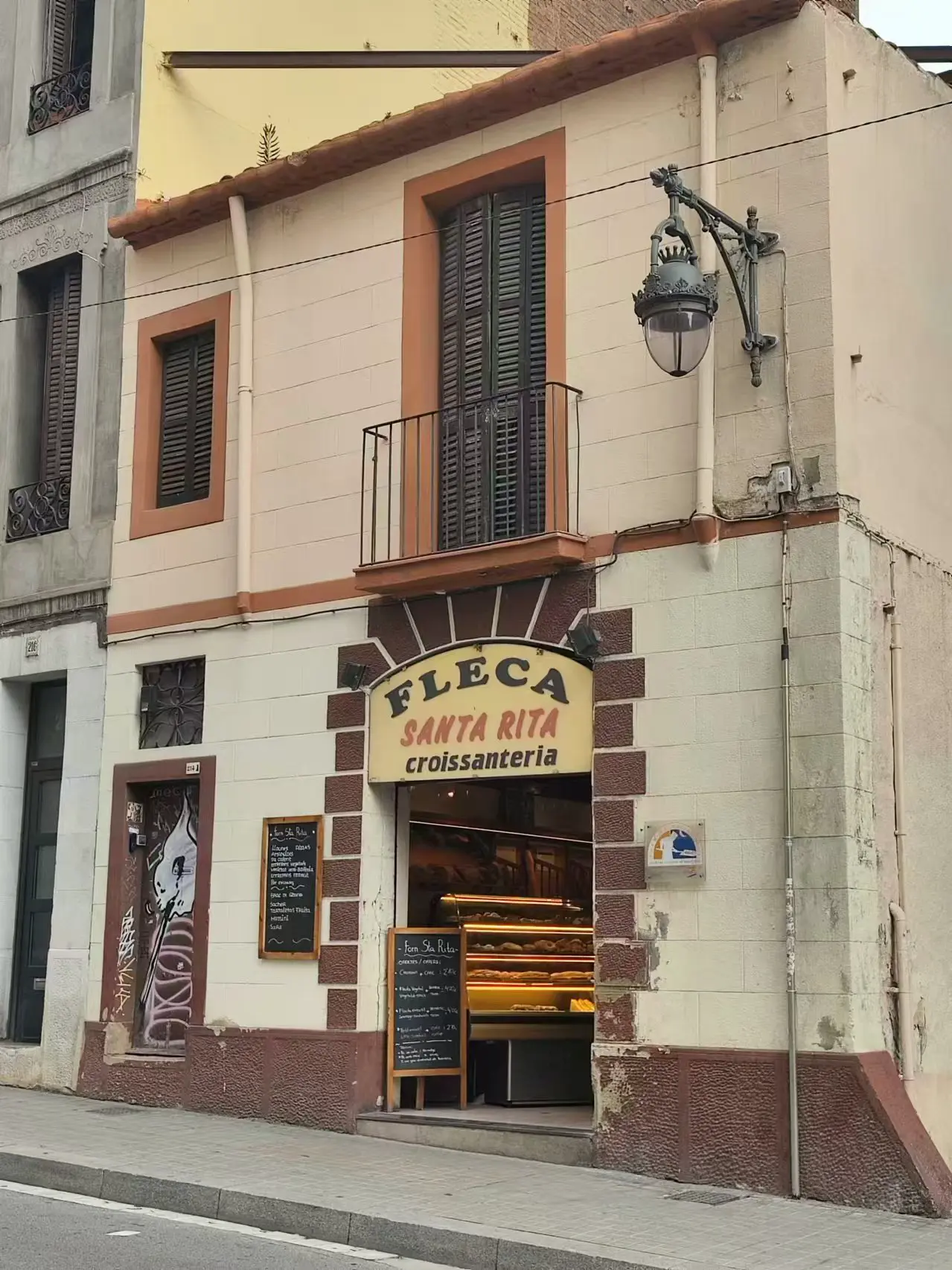 An image to describe post