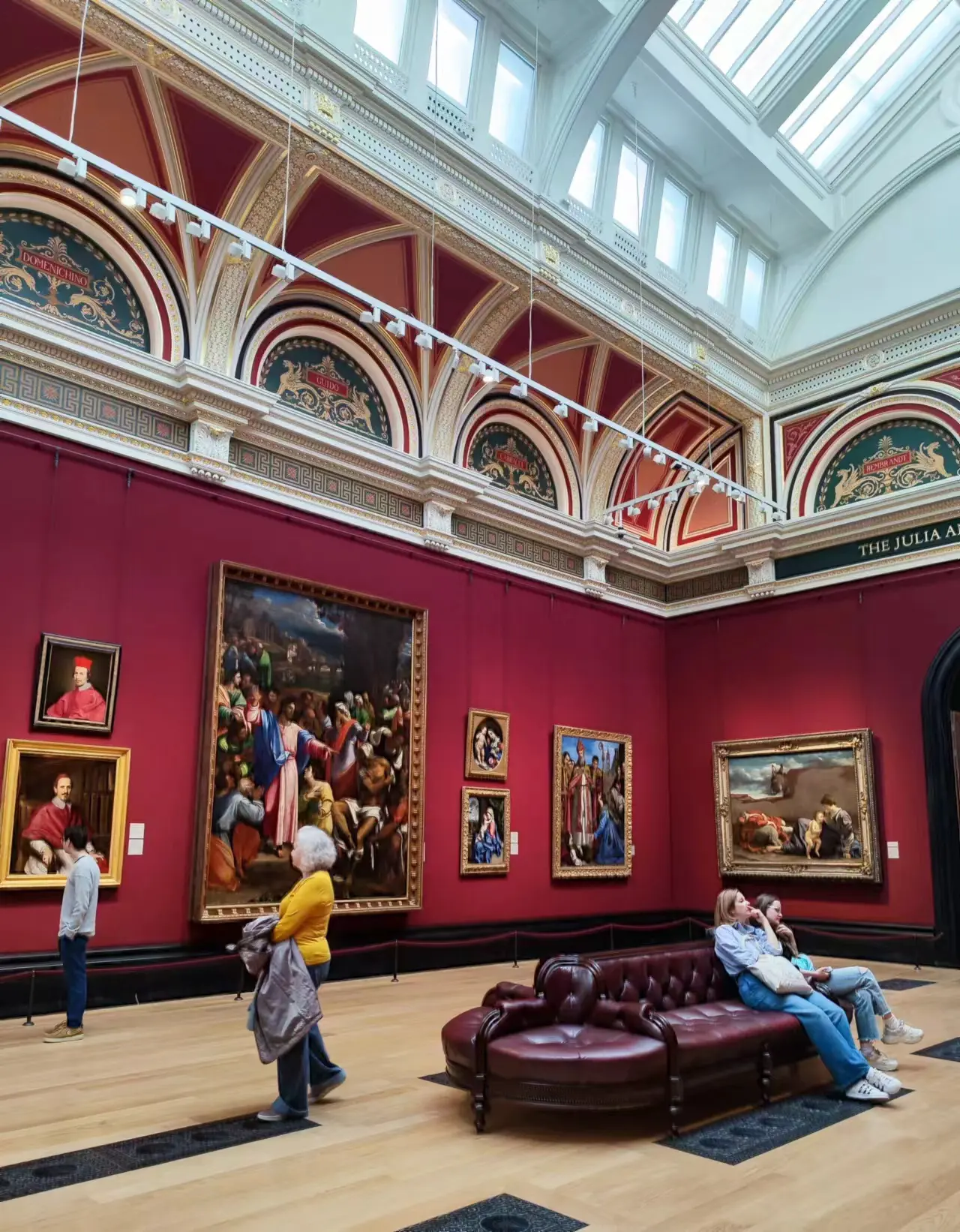 An image to describe post