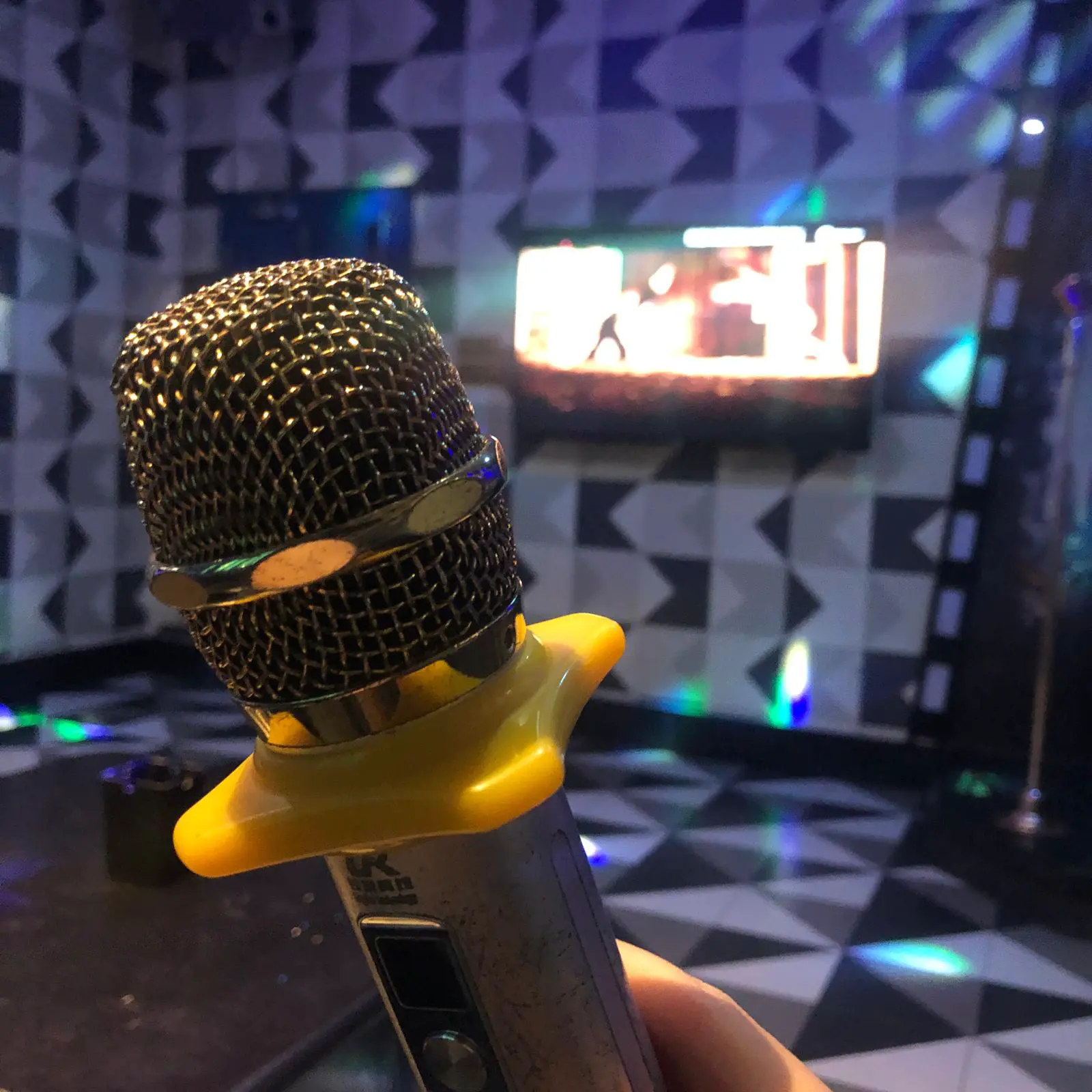 An image to describe post