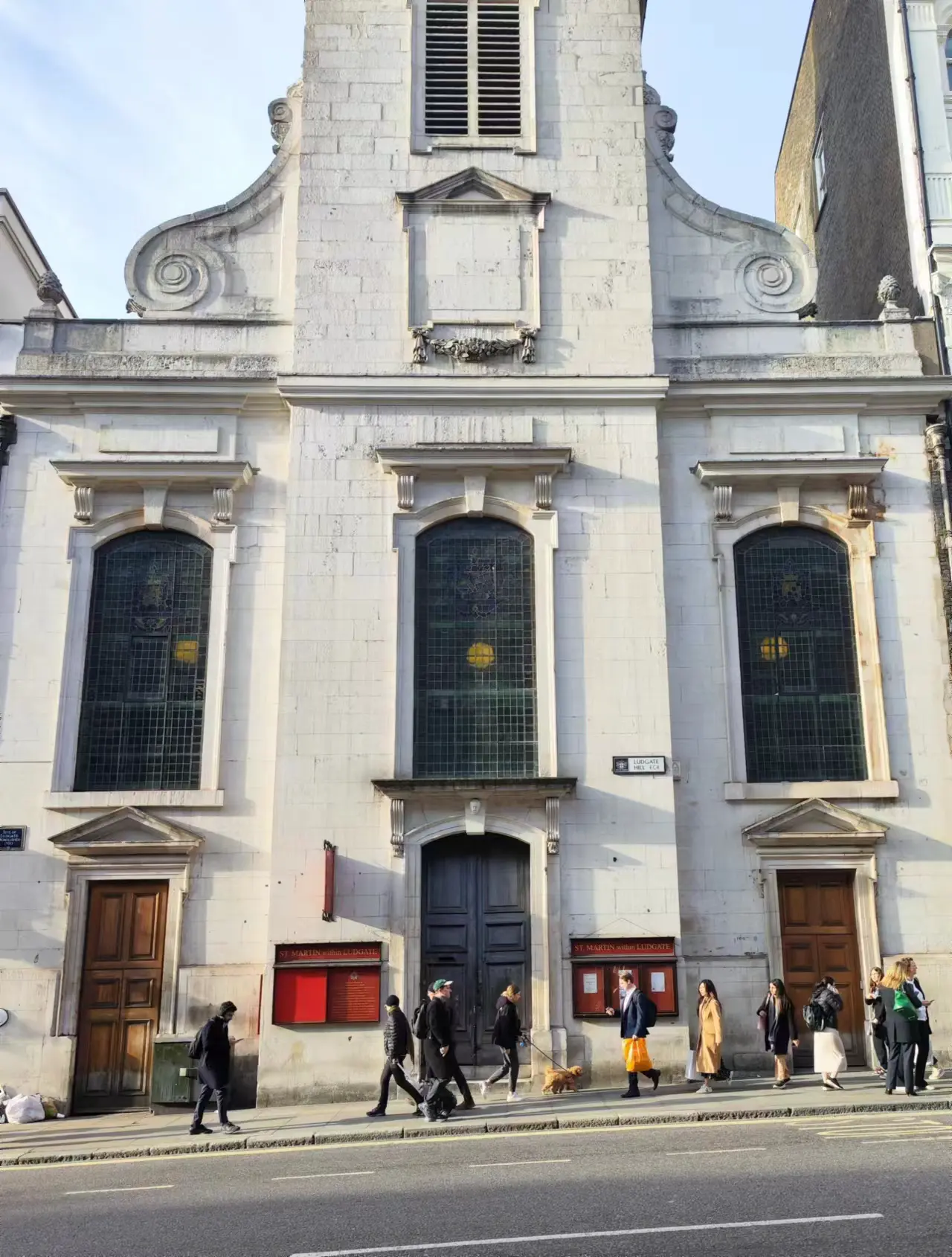 An image to describe post