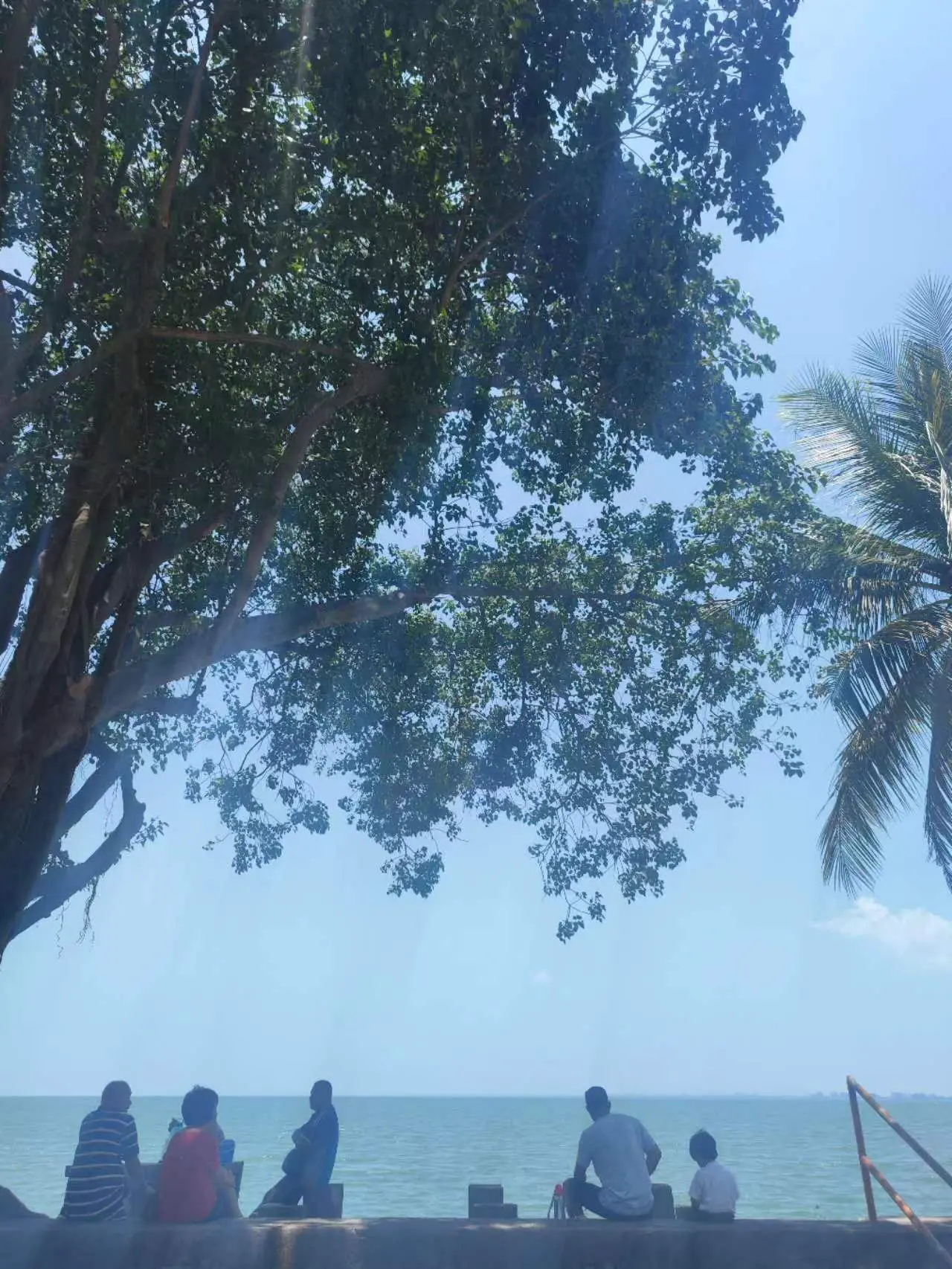 An image to describe post