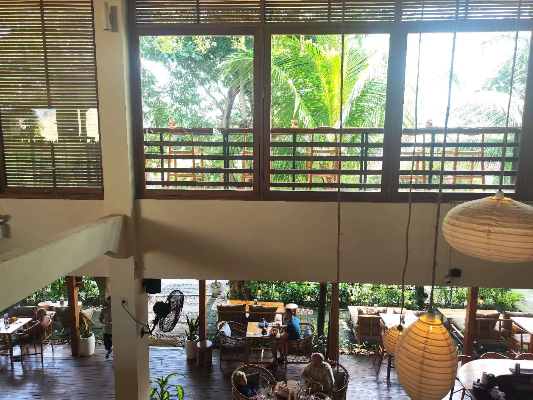 An image to describe post