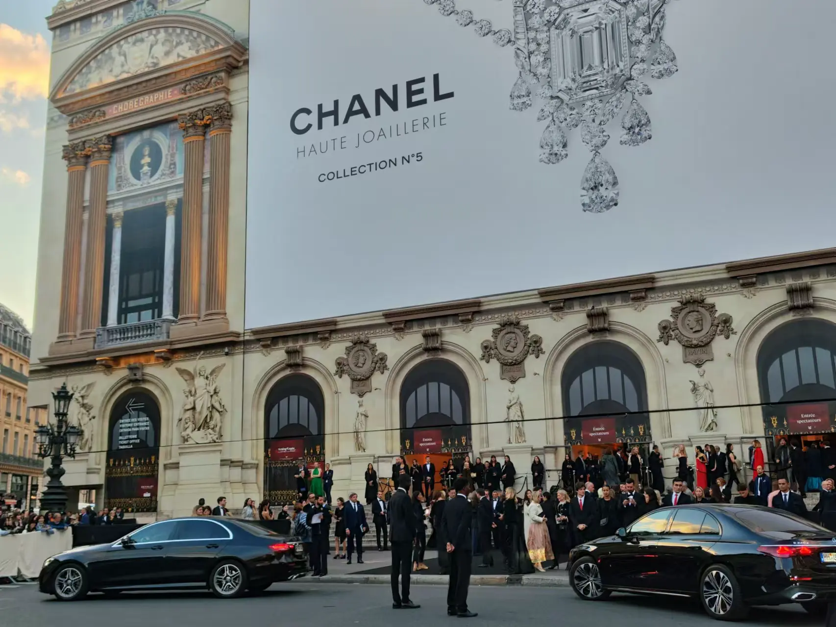 An image to describe post