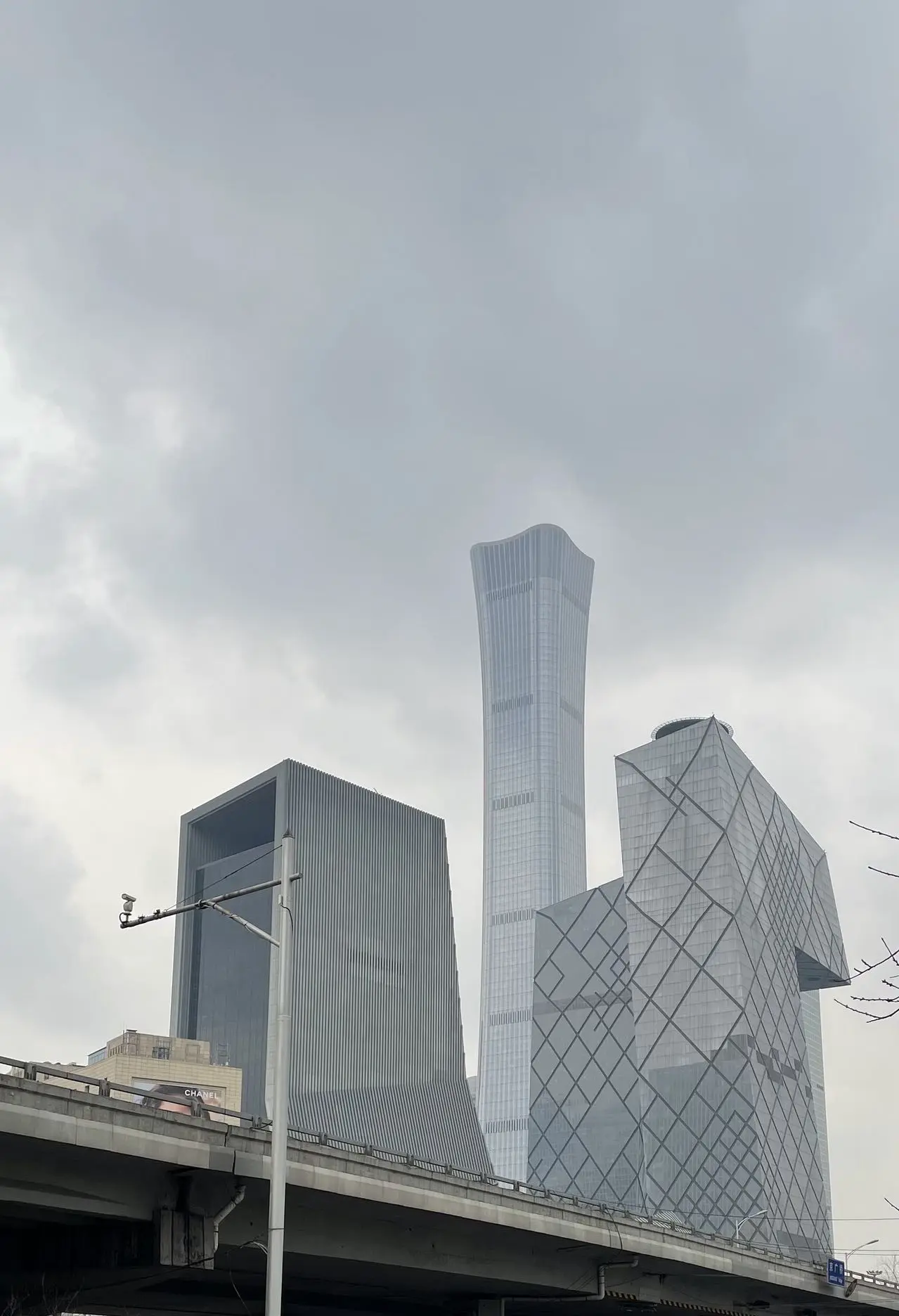 An image to describe post