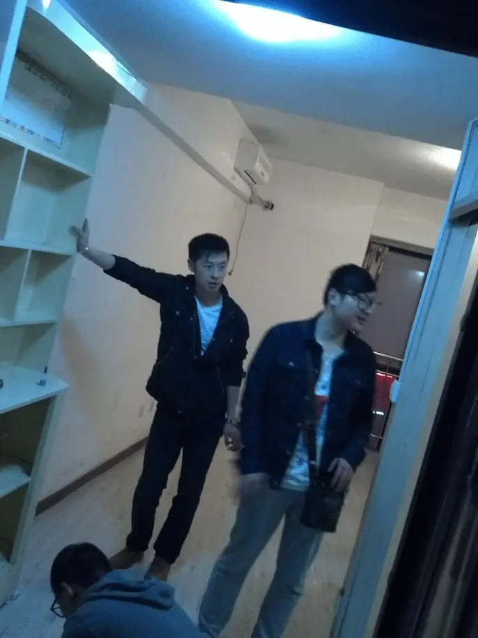 An image to describe post