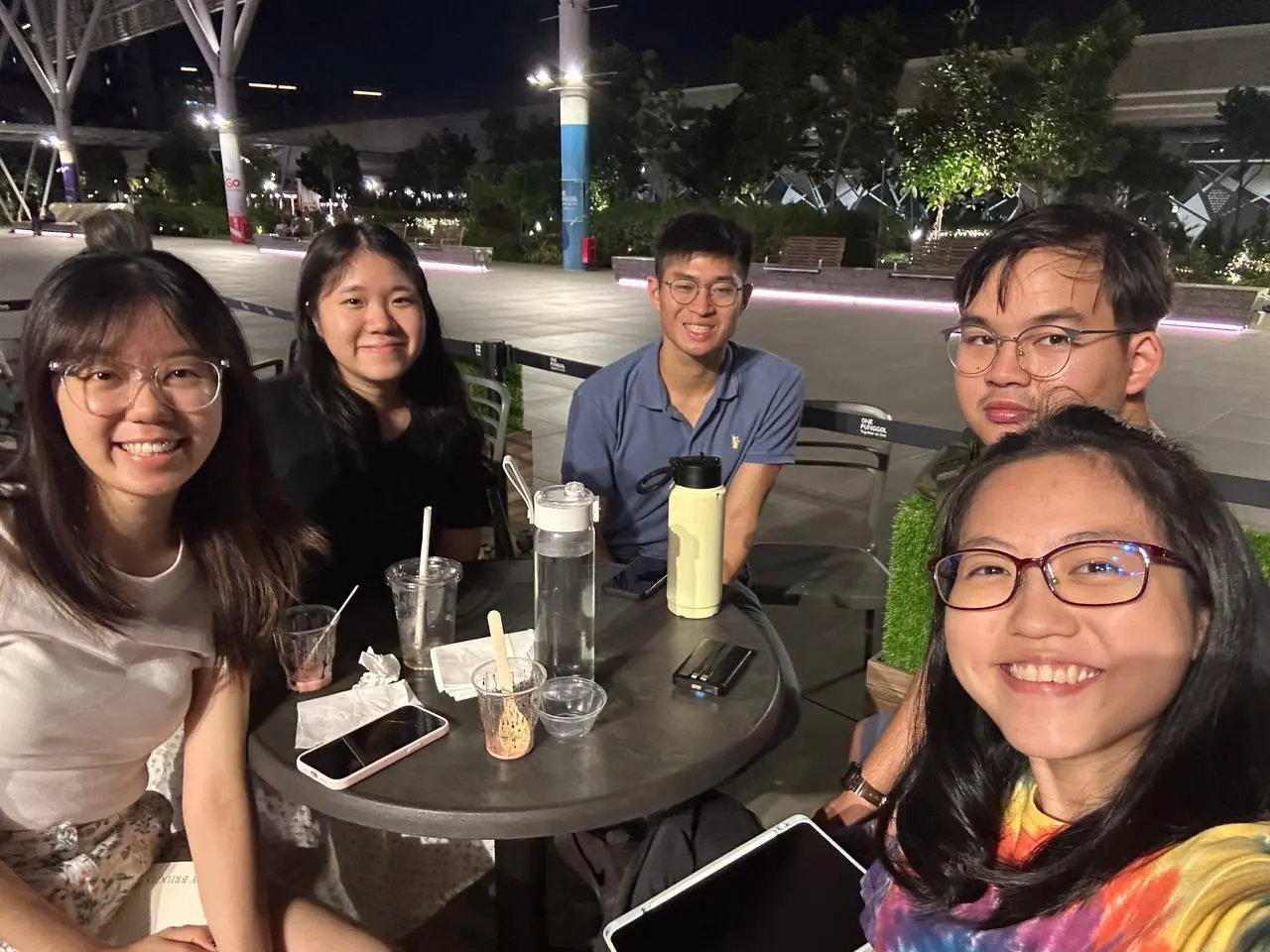 An image to describe post