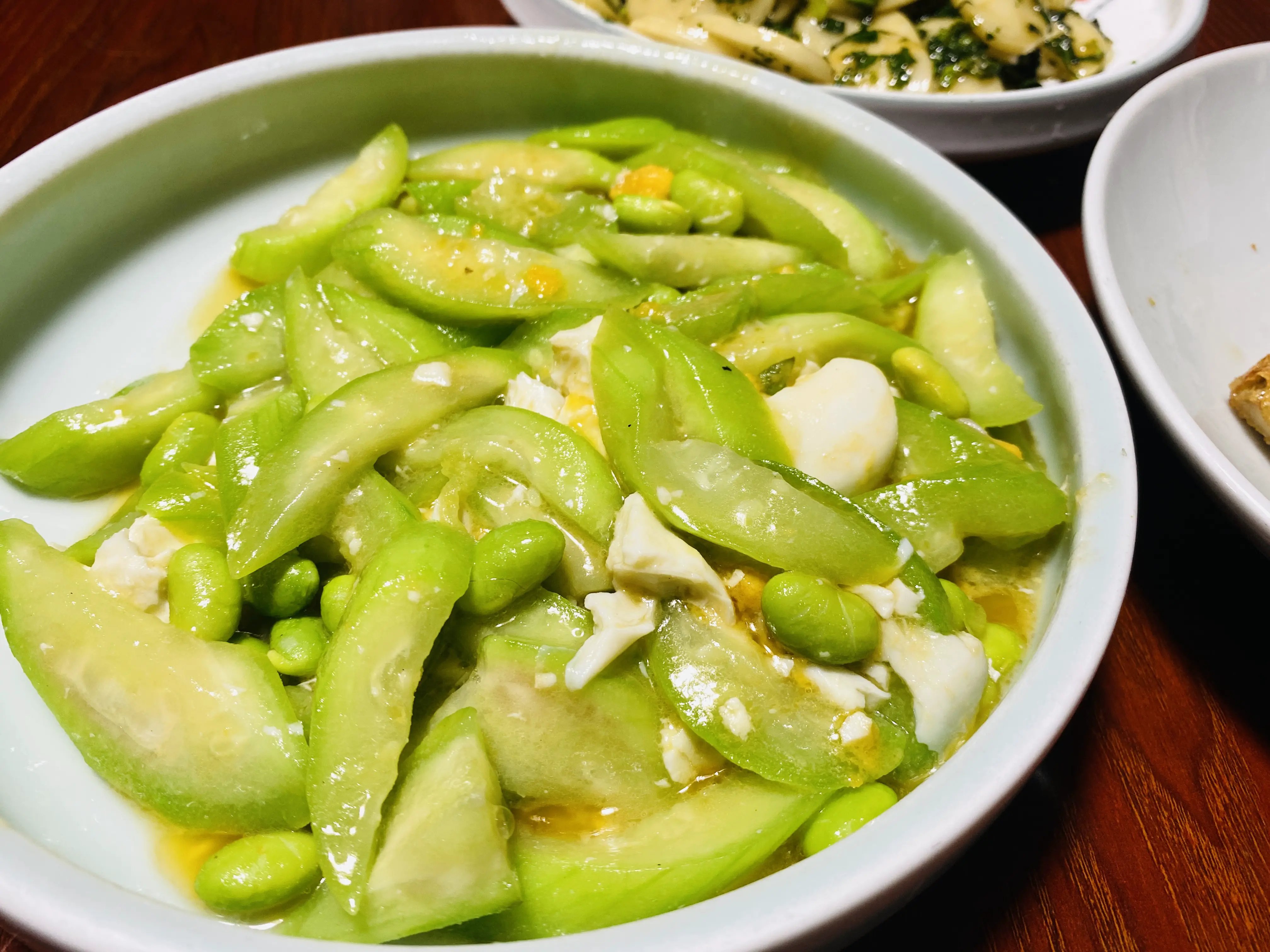 An image to describe post