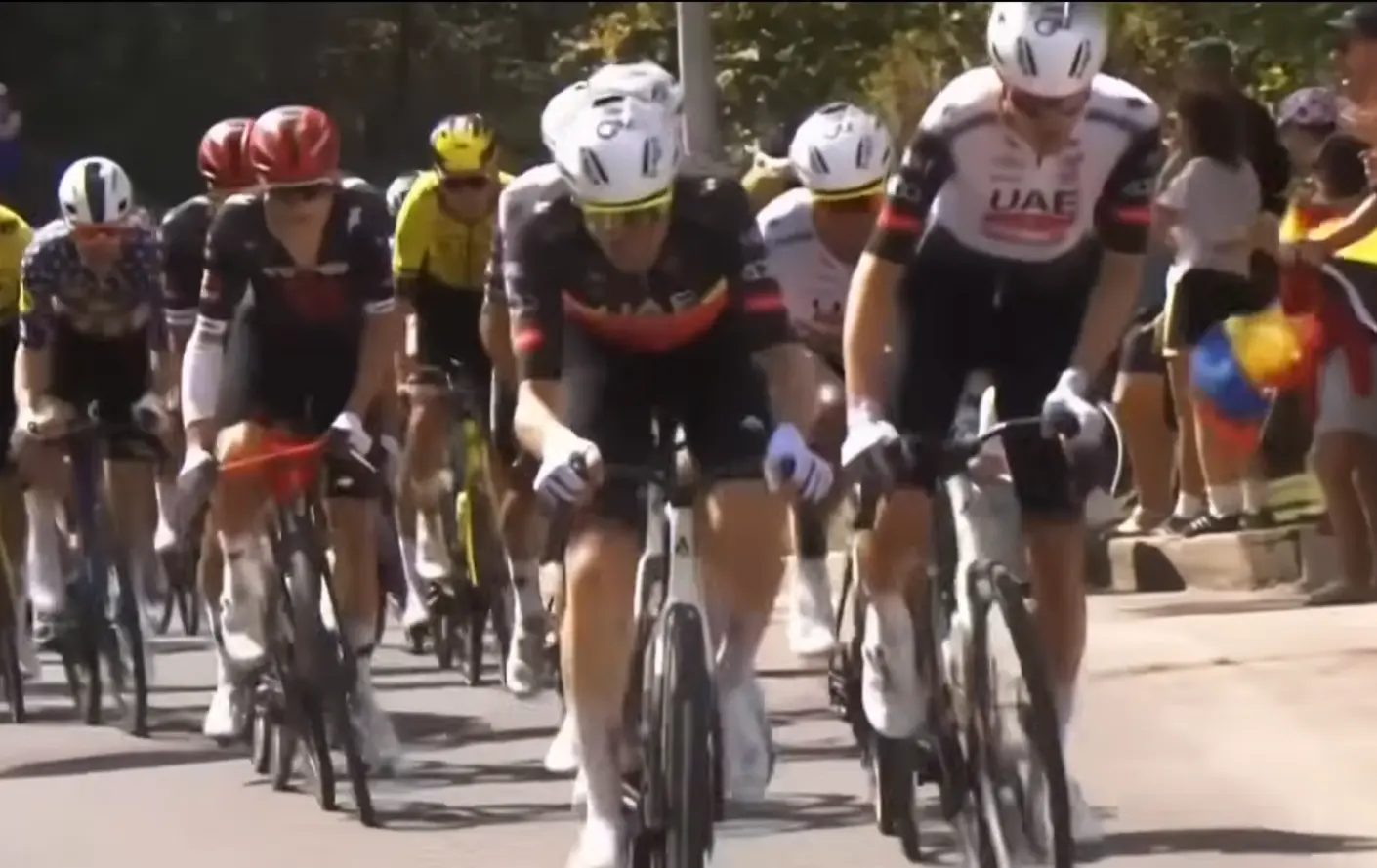 An image to describe post