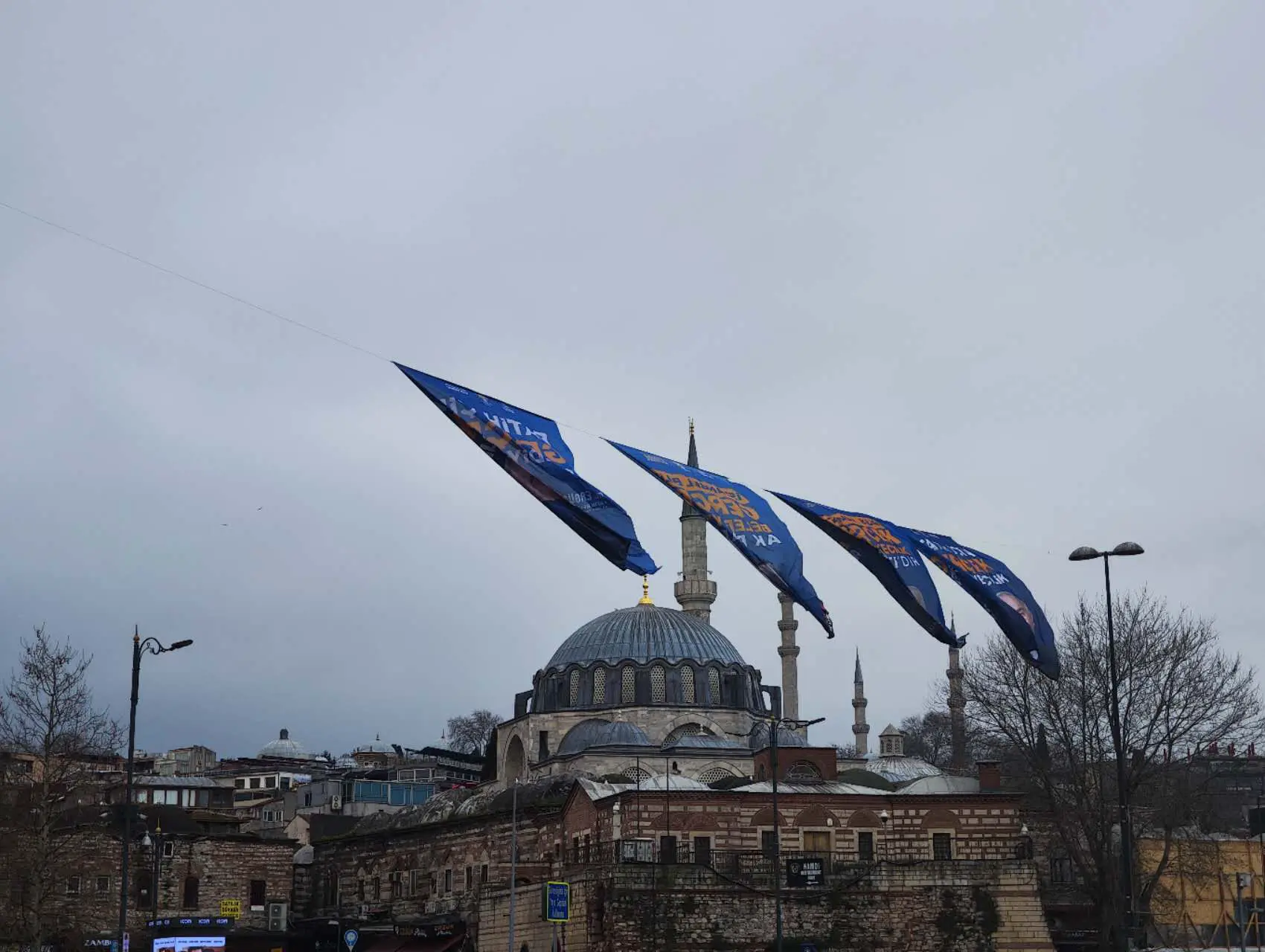 An image to describe post