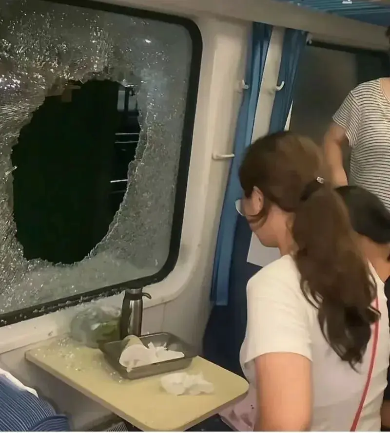 An image to describe post