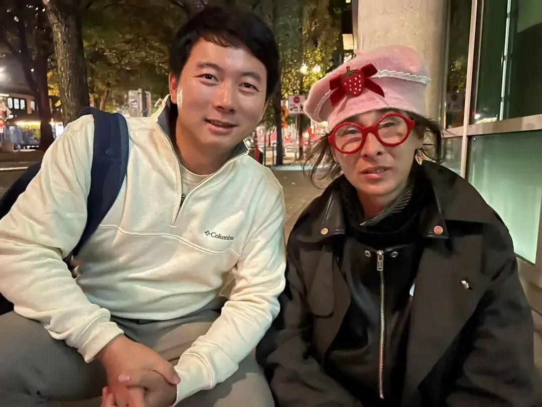 An image to describe post