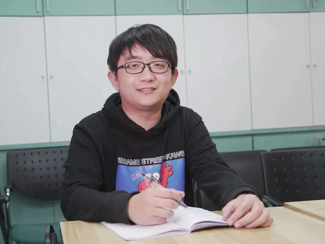 An image to describe post