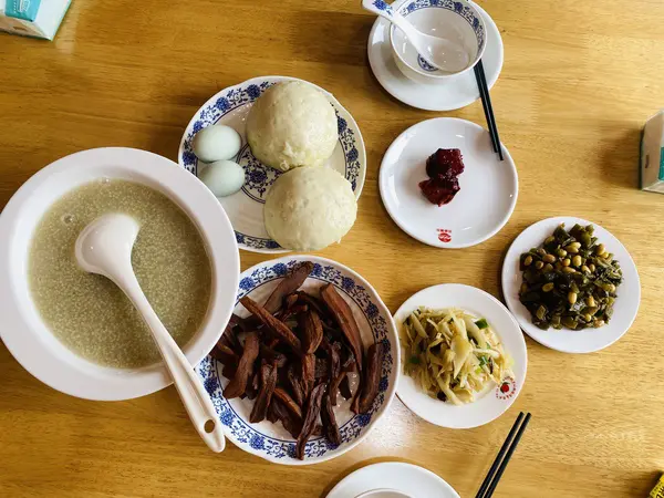 An image to describe post