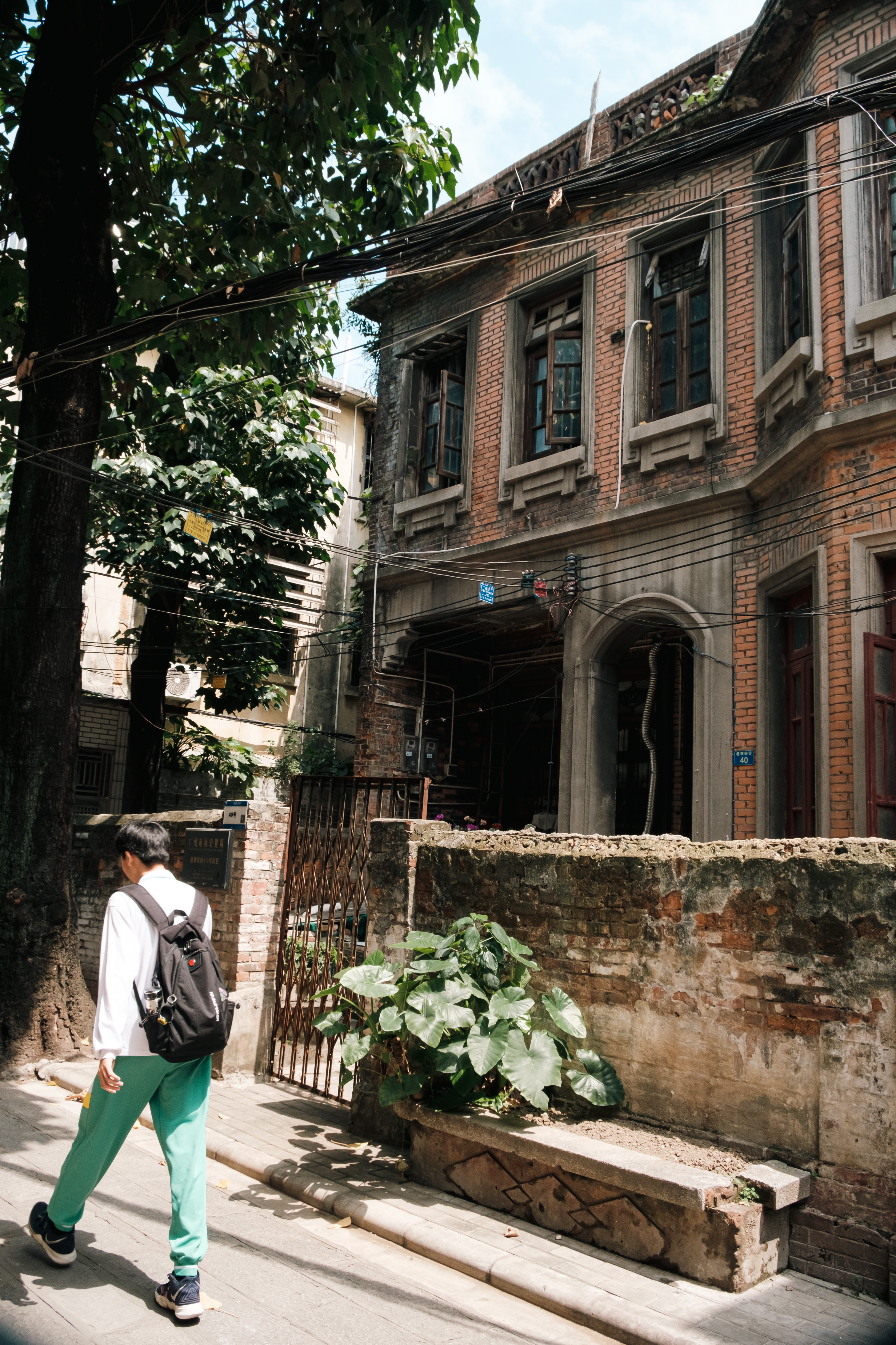 An image to describe post