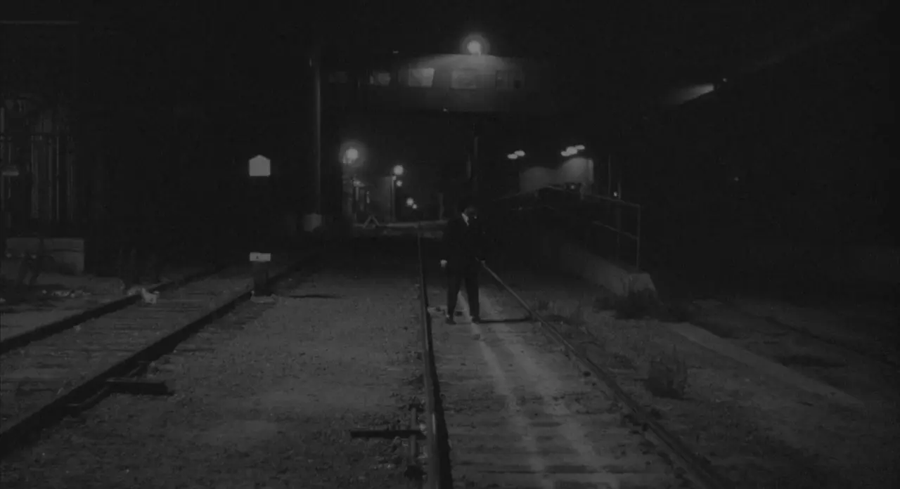 Crossing tracks