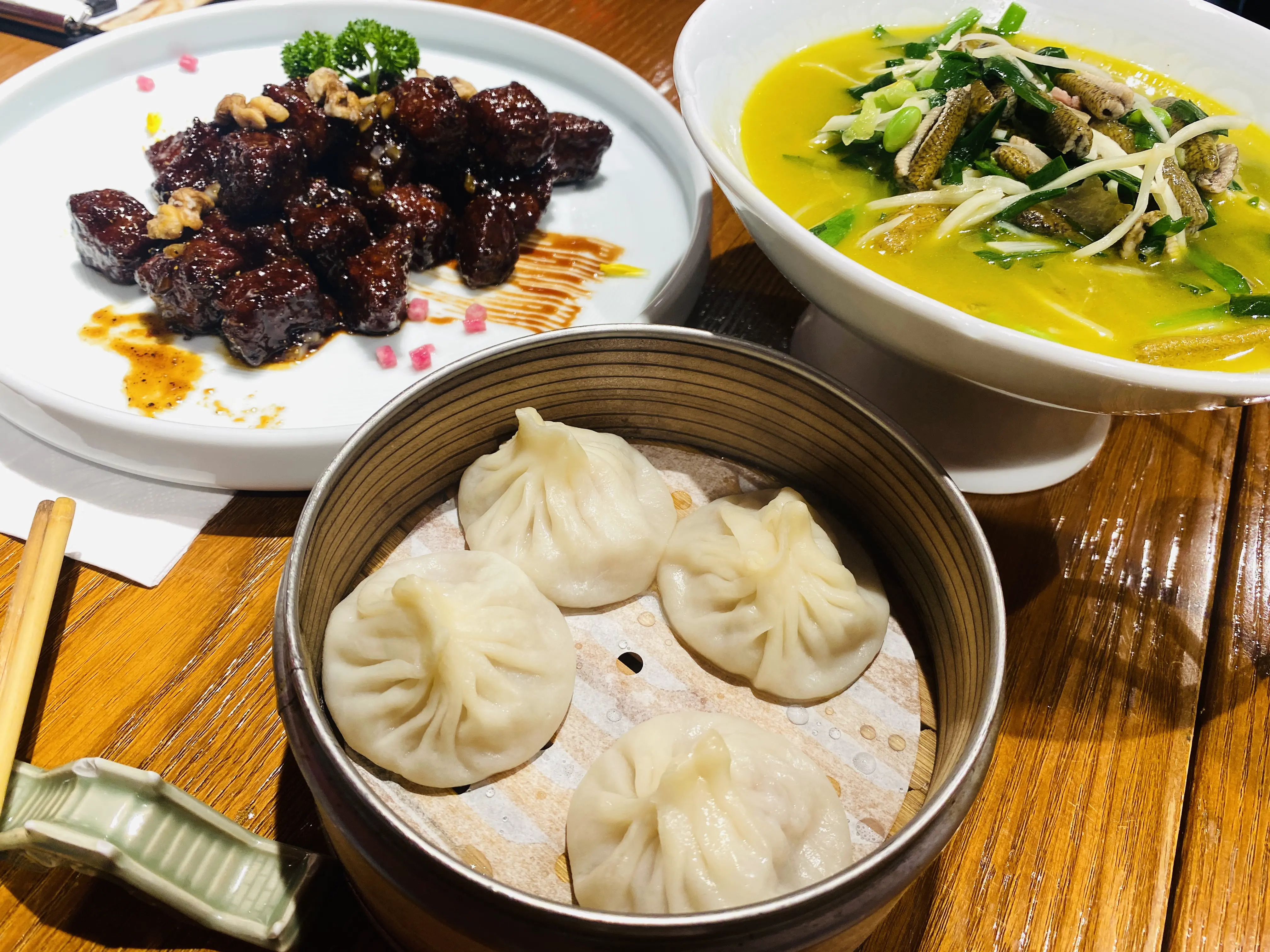 An image to describe post