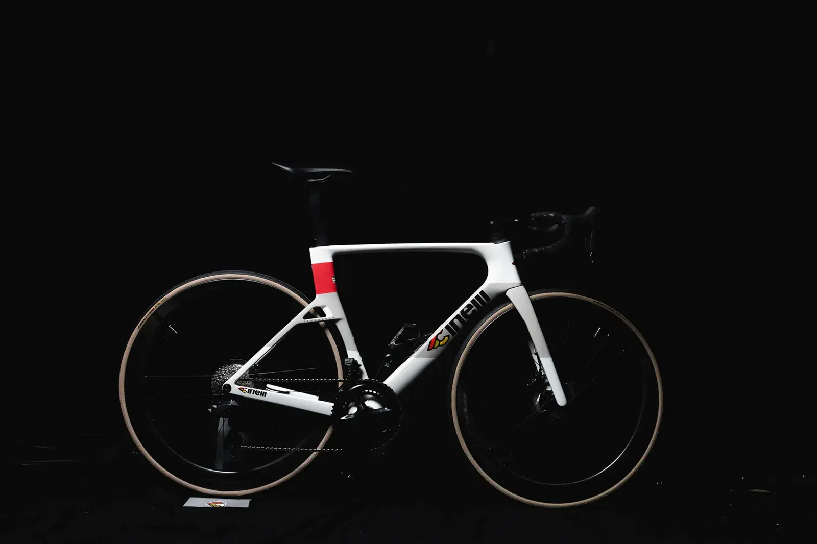 An image to describe post