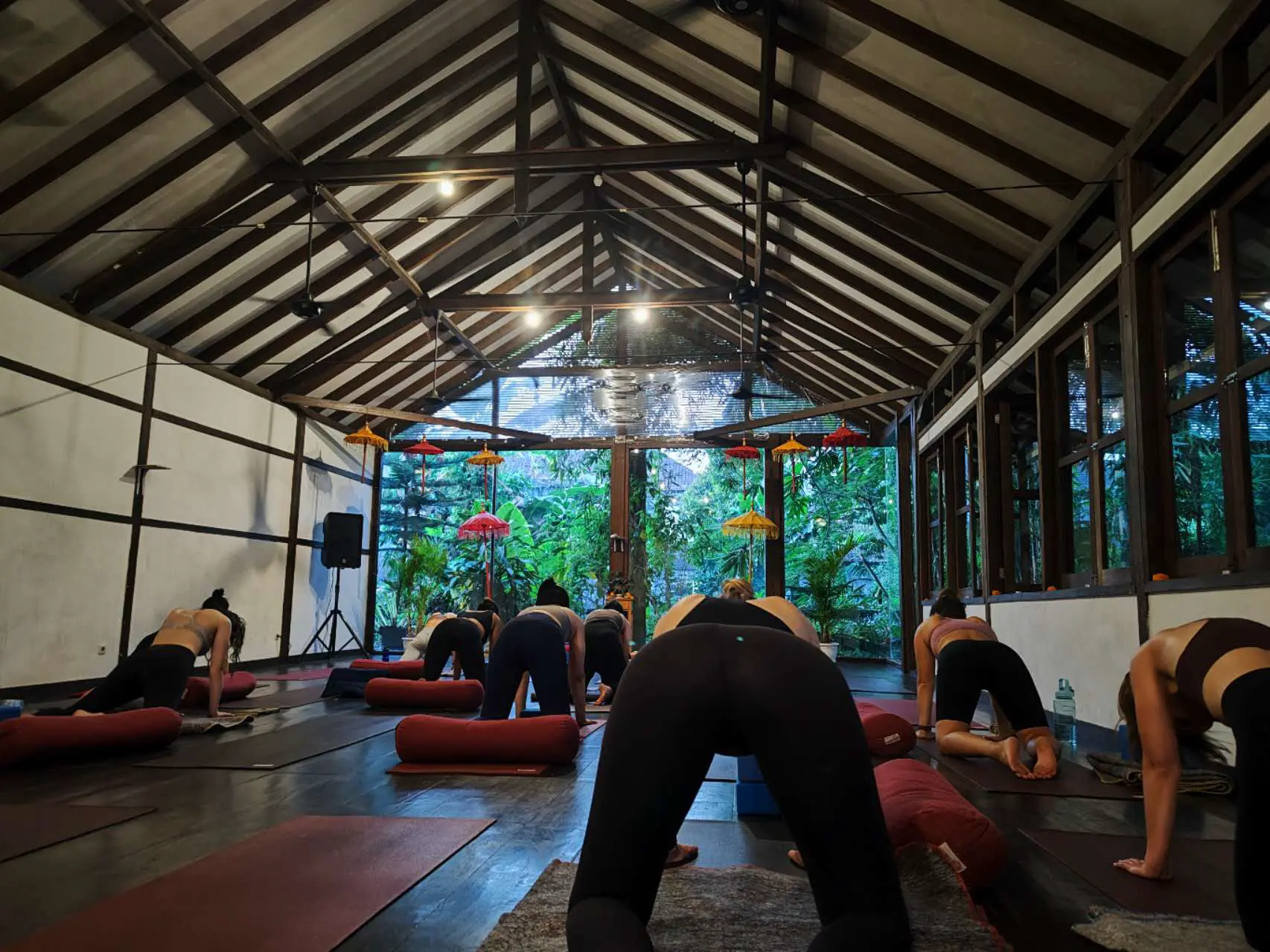 An image to describe post