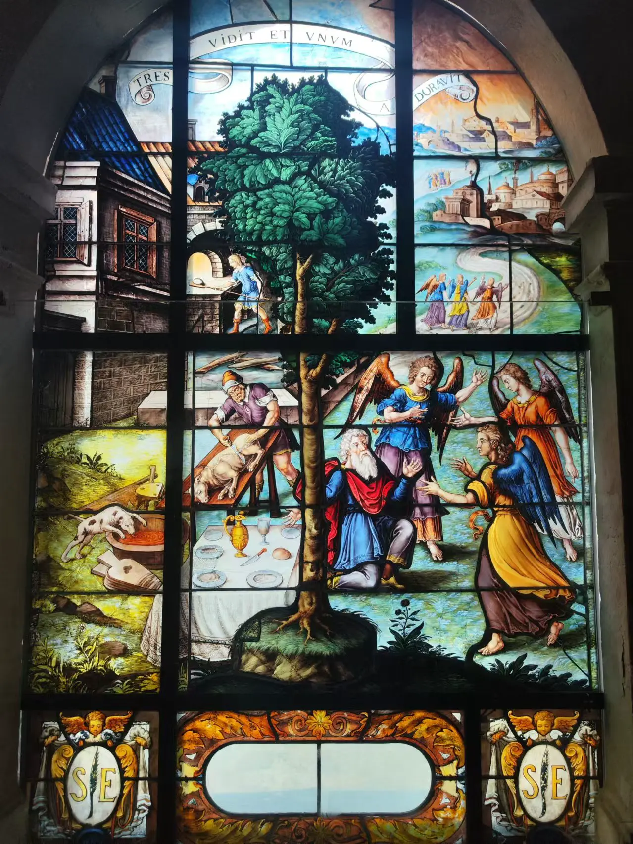 An image to describe post