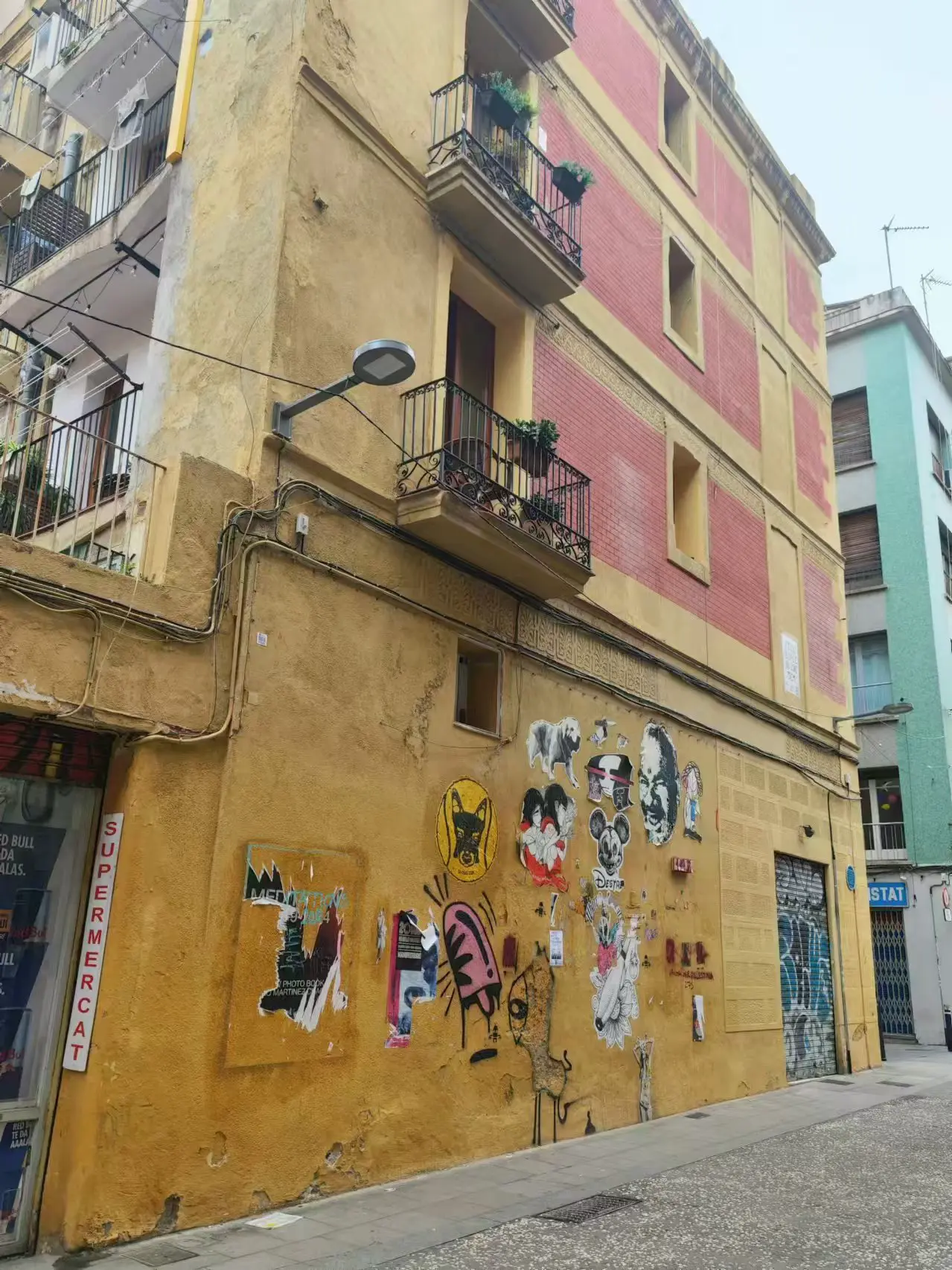 An image to describe post